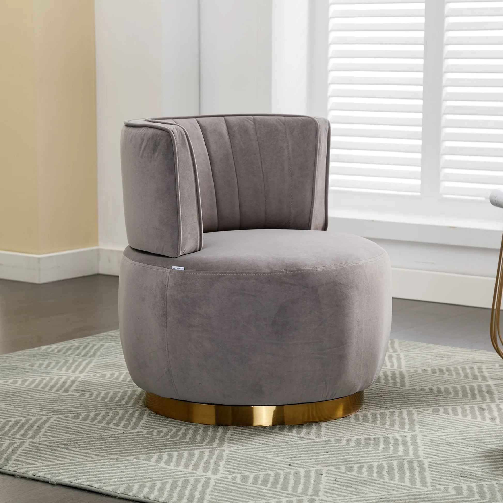 Swivel Cuddle Barrel